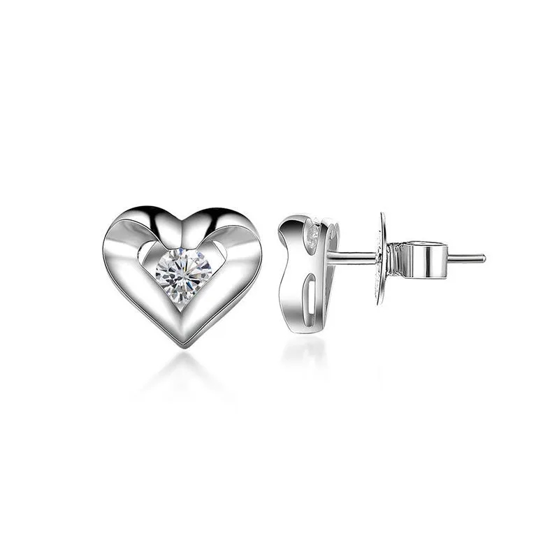 18k Gold Heart Earring
