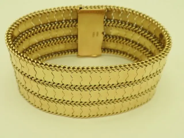 18K Yellow Gold Serpentine Bracelet