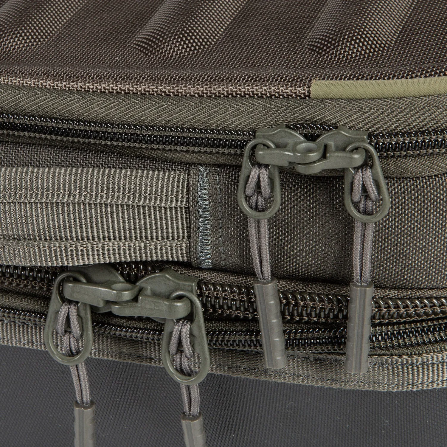 56435 - Load Up 22" Carry On Luggage