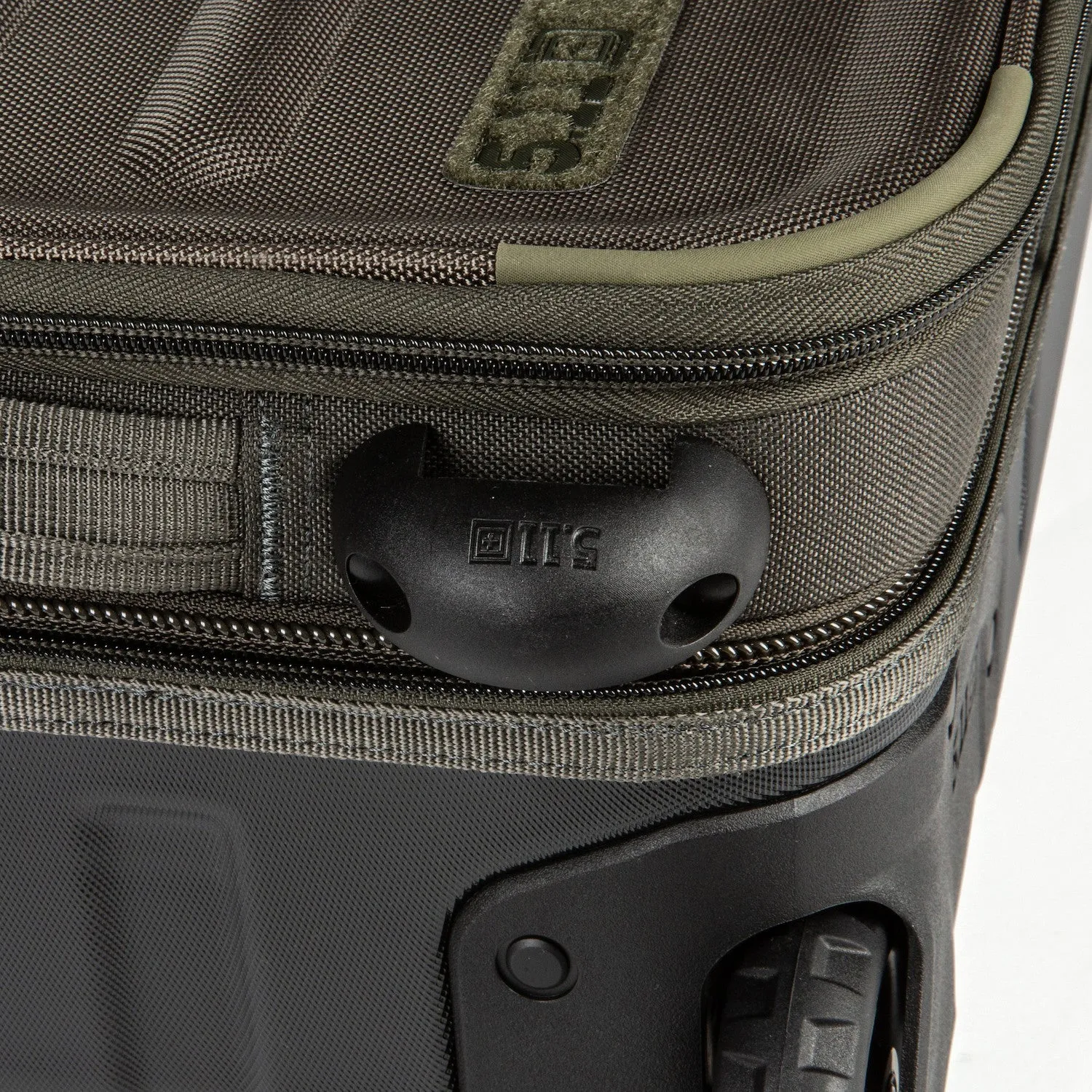 56435 - Load Up 22" Carry On Luggage