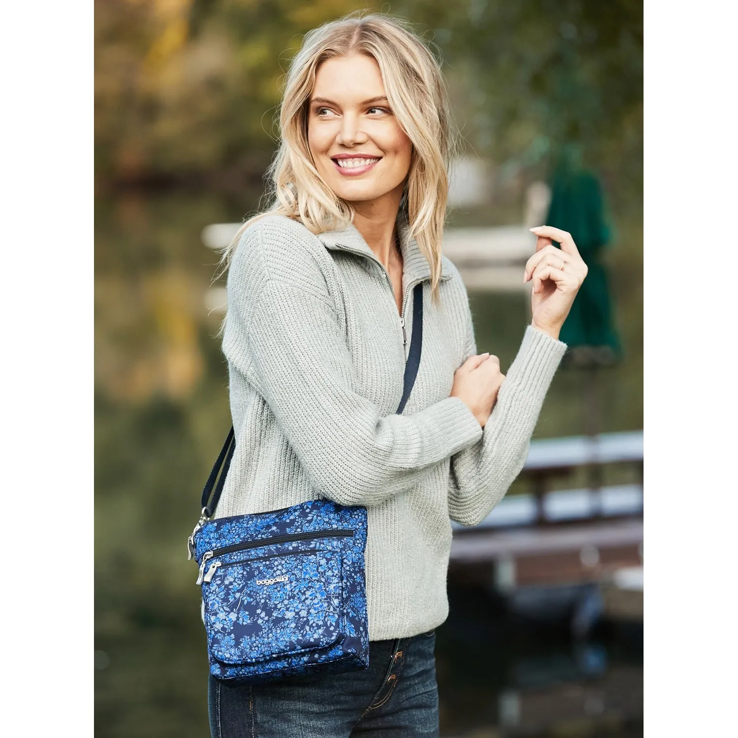 Baggallini Modern Pocket Crossbody Grey Wild Cheetah Nylon