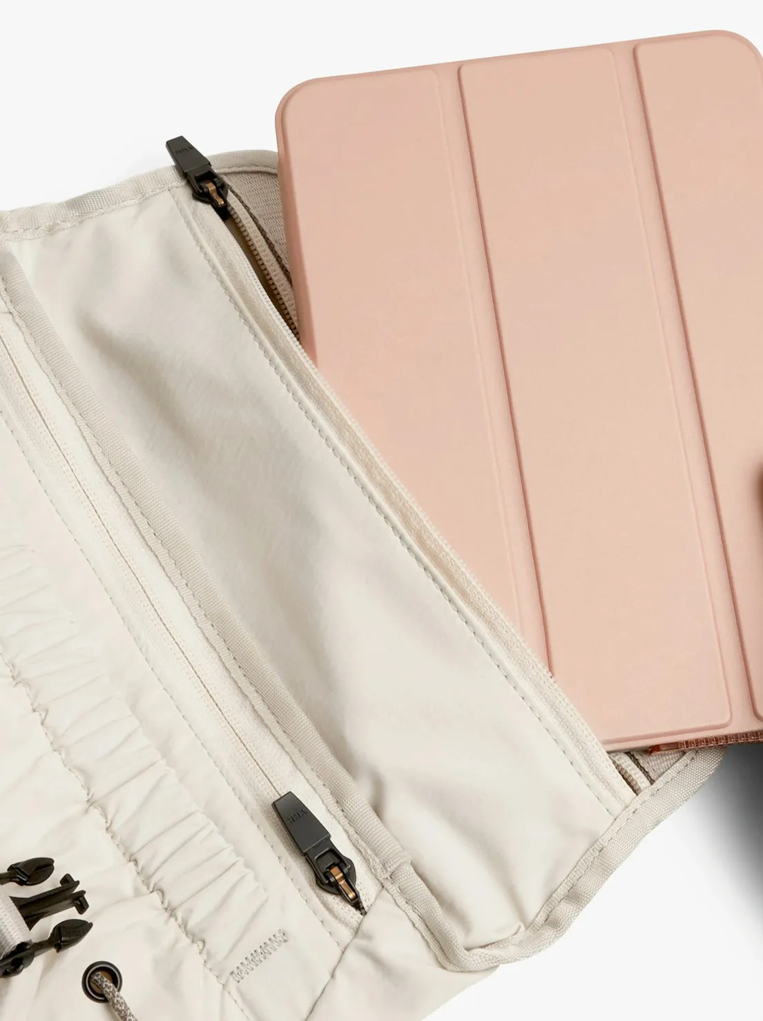 Bellroy - Cinch Mini Messenger Bag - Oat