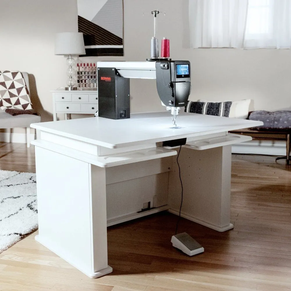 Bernina Q20 Longarm Quilting Machine with Koala Table