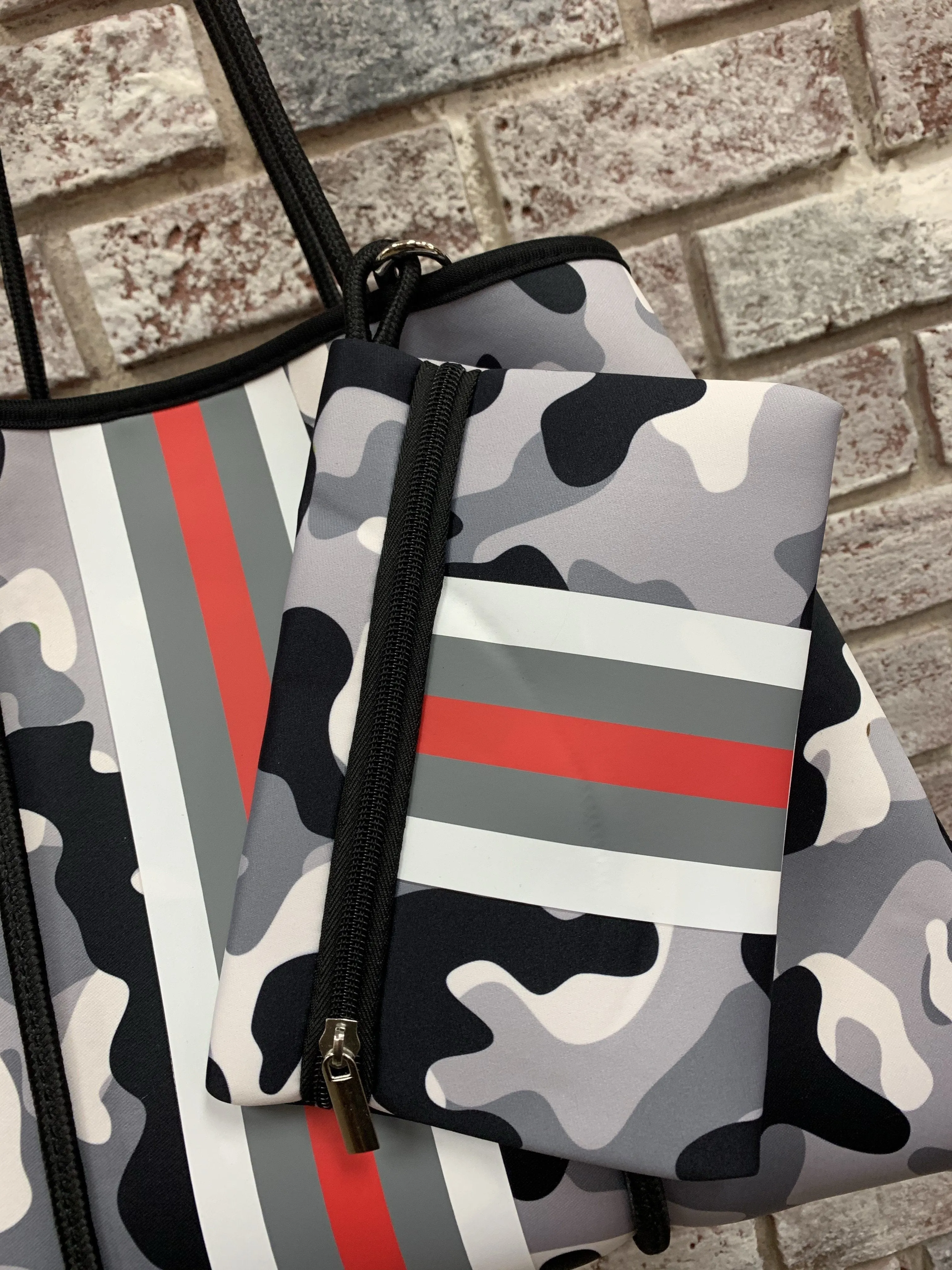 Brady Neoprene Tote