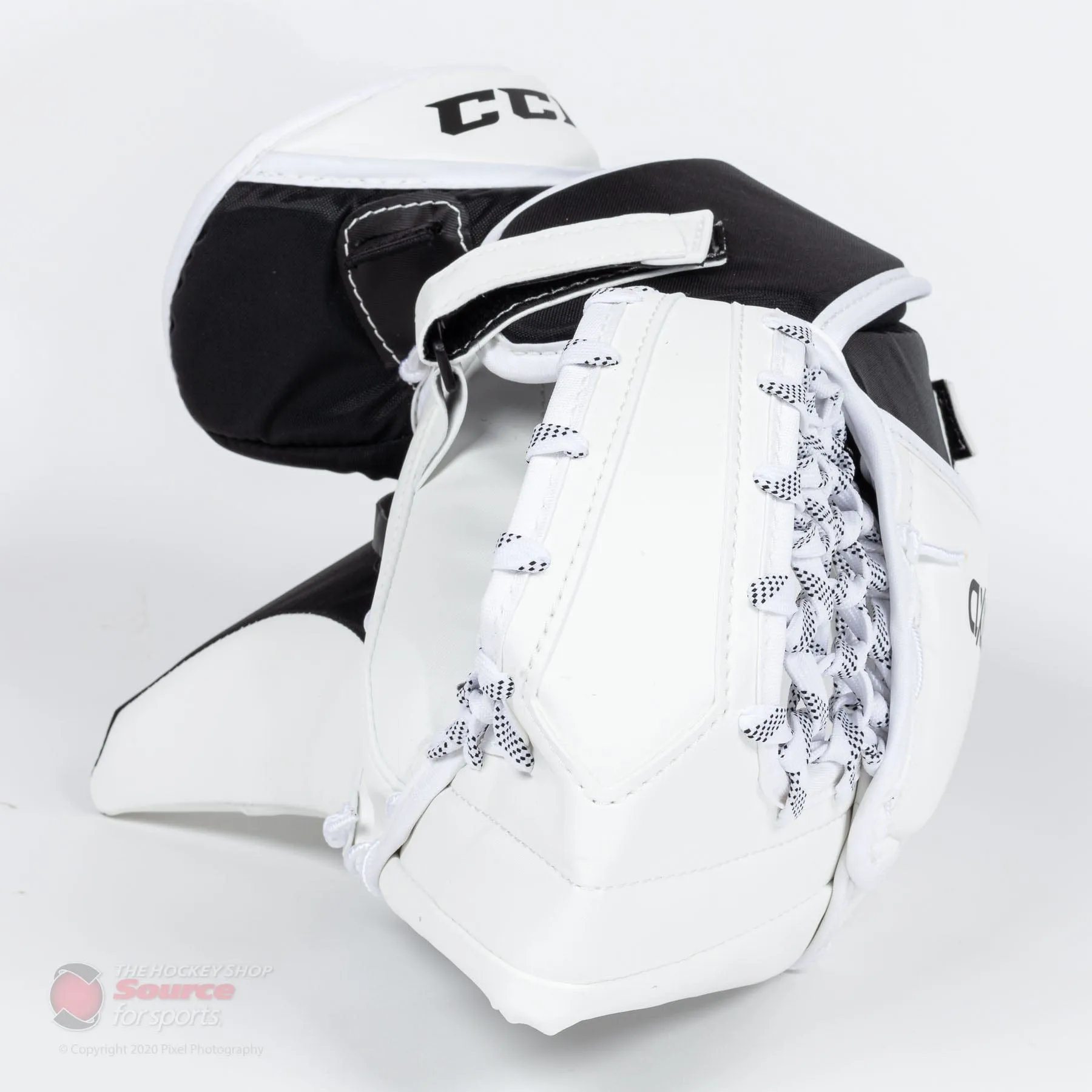 CCM Axis A1.5 Junior Goalie Catcher - Source Exclusive