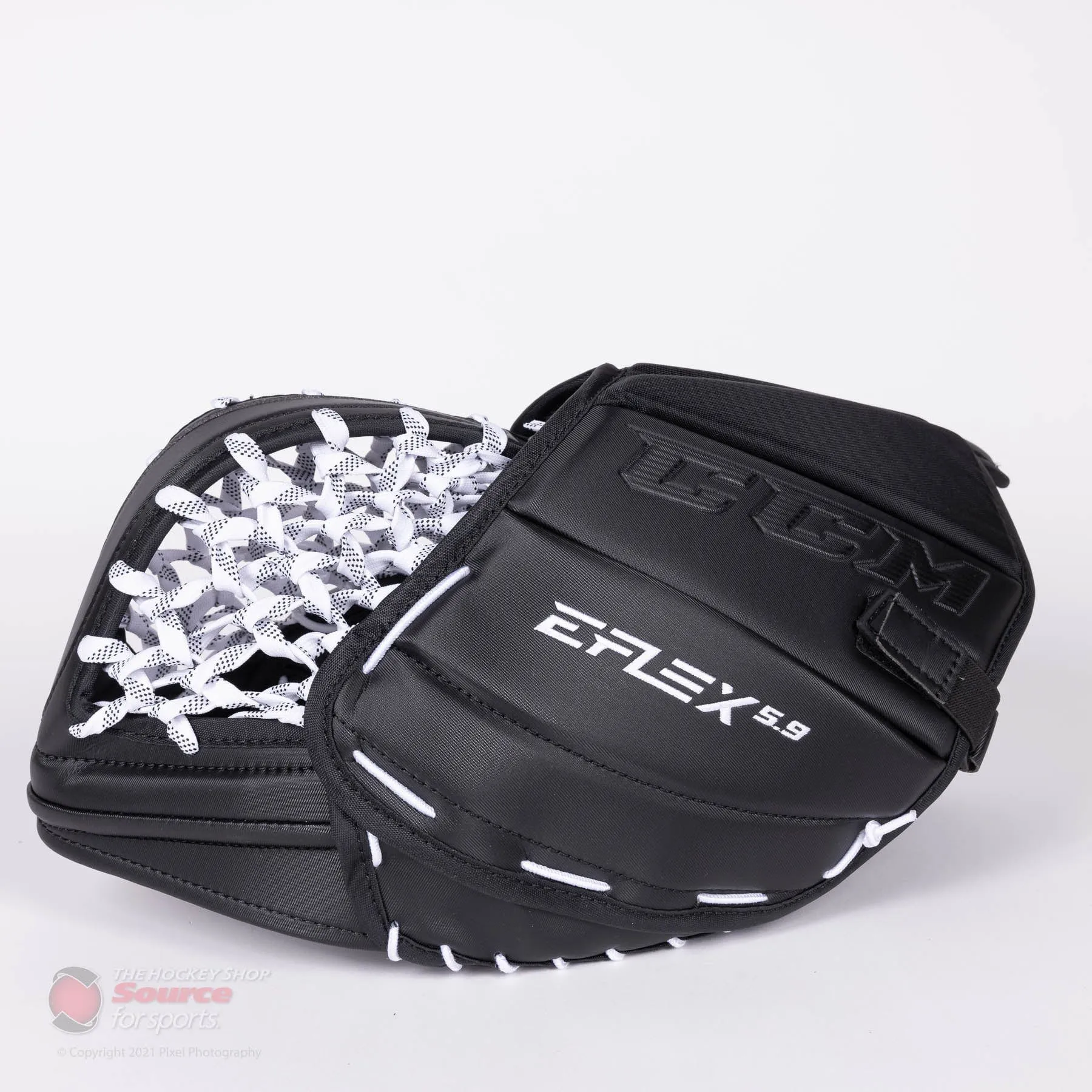 CCM Extreme Flex E5.9 Senior Goalie Catcher - Source Exclusive