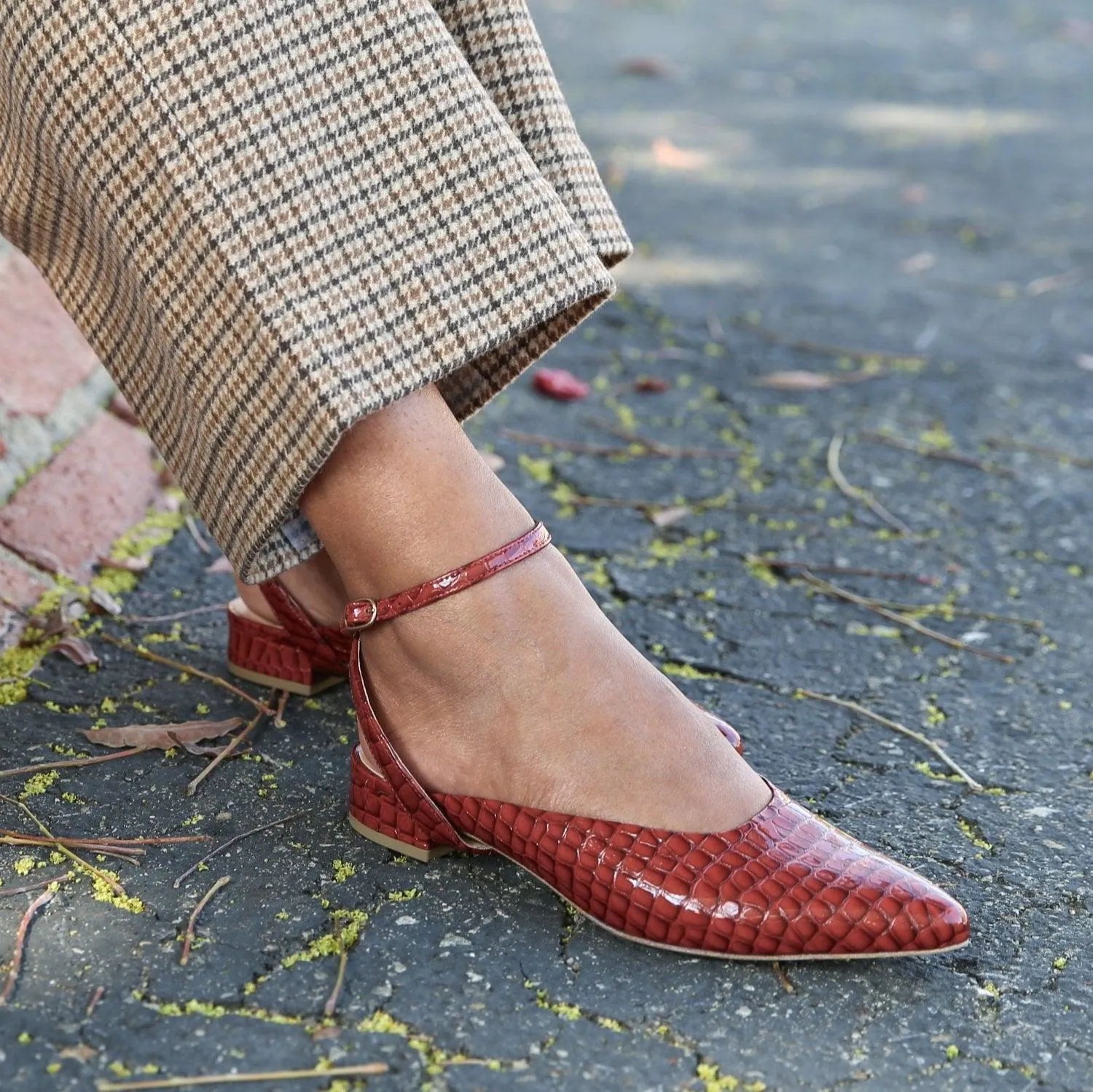 Clay Croc Point Slide   Marilyn Strap