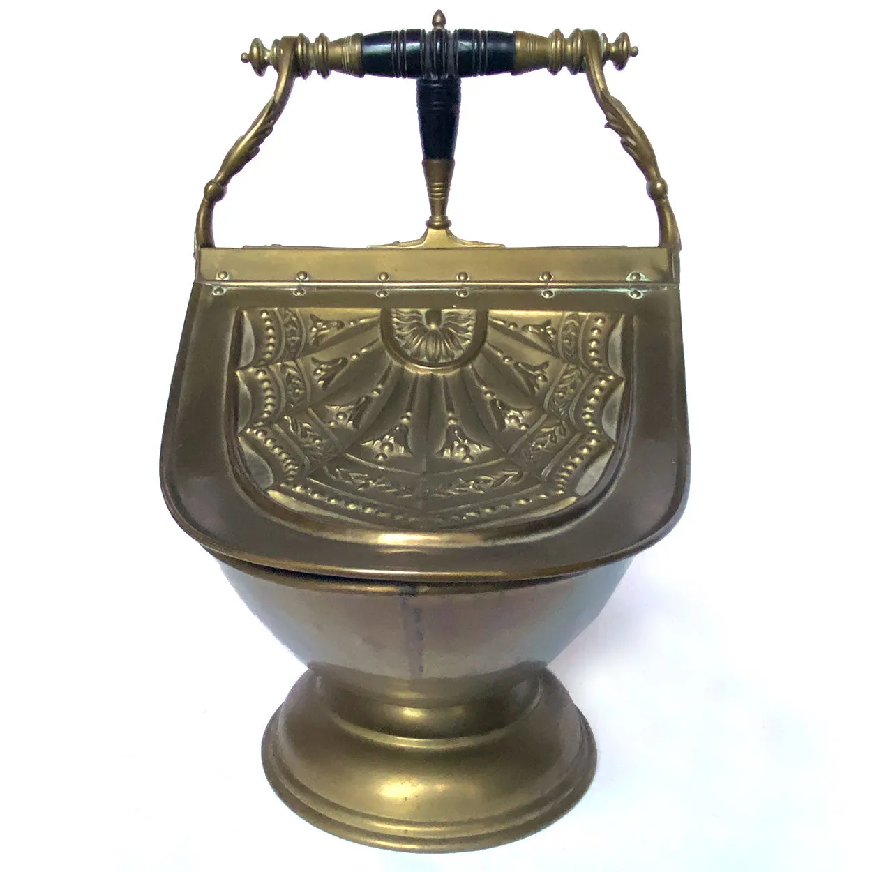 English Benham & Froud Brass, Ebonized Wood, Tin Lined Coal Scuttle and Shovel