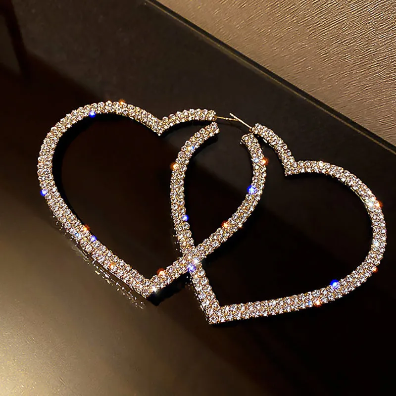 Fashion Vintage Heart Shape Studded Earrings