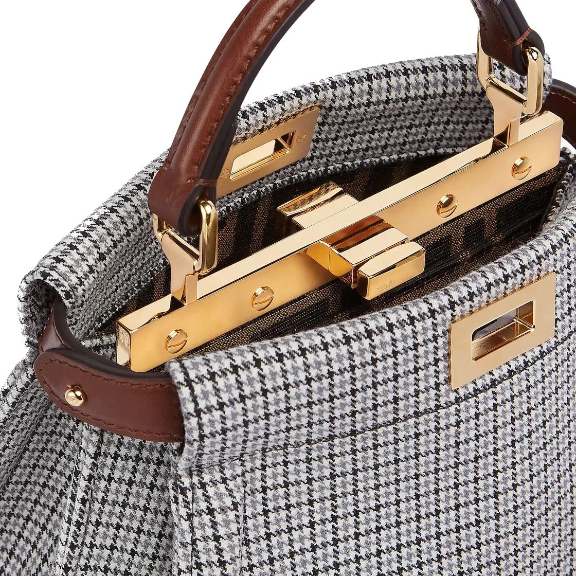 Fendi IseeU Peekaboo Petite