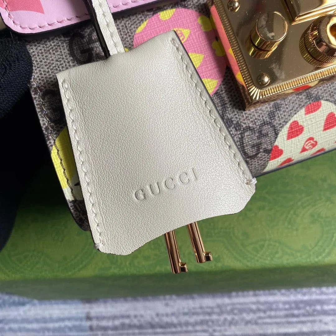 gg Padlock Small gg Strawberry Shoulder Bag Beige For Women, Women&#8217;s Bags 7.9in/20cm gg