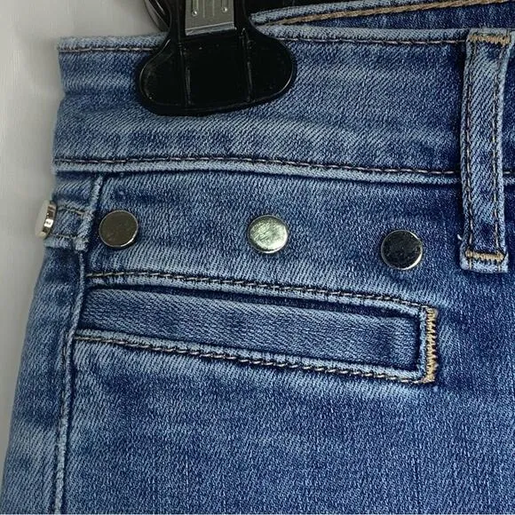 Guess 1981 Studded Jean Skinny Button Fly Size 27 Belt Loops 4 Working Pockets