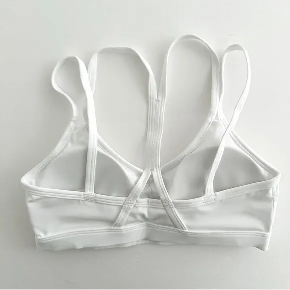 Gymshark M/L Pocket Shorts &amp; Strap Feature Sports Bra Set