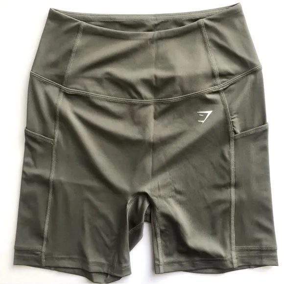 Gymshark M/S Pocket Shorts &amp; Ruched Sports Bra Set