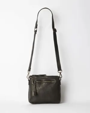 JUJU & CO Large Essential Pouch Bag - Black