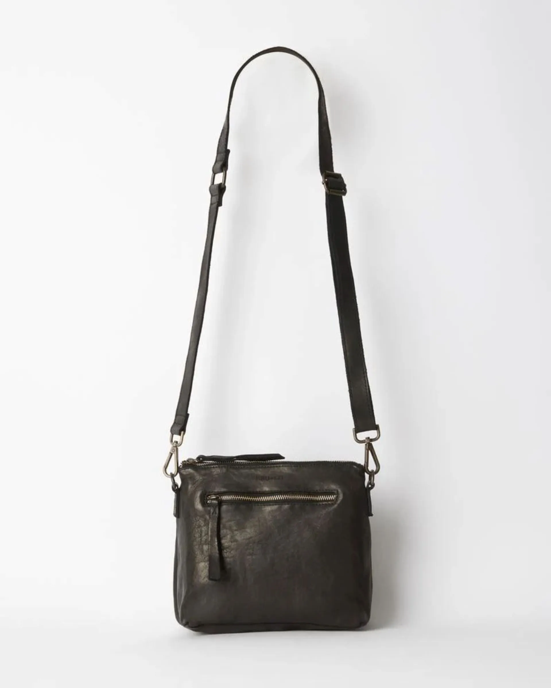 JUJU & CO Large Essential Pouch Bag - Black