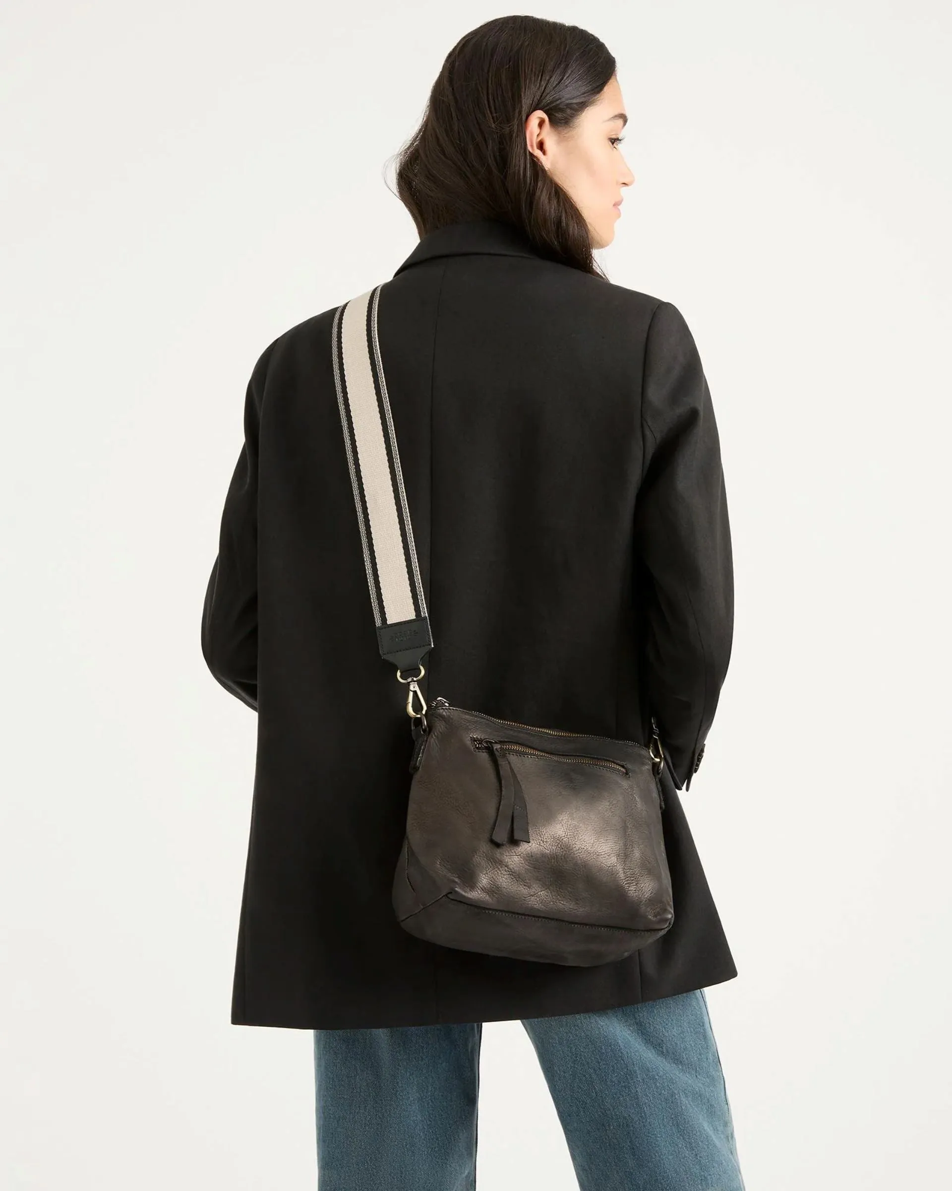 JUJU & CO Large Essential Pouch Bag - Black