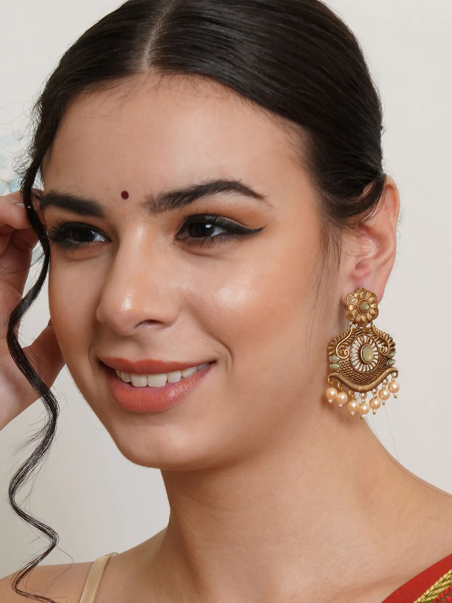 Karatcart Gold Plated Handcrafted Golden Stone Studded Dangler Earrings for Women