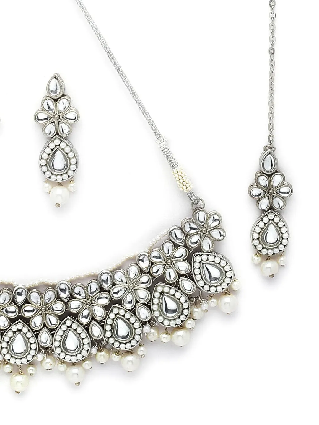 Karatcart Oxidised Silver Pearl Beads Studded Kundan Choker Necklace Set