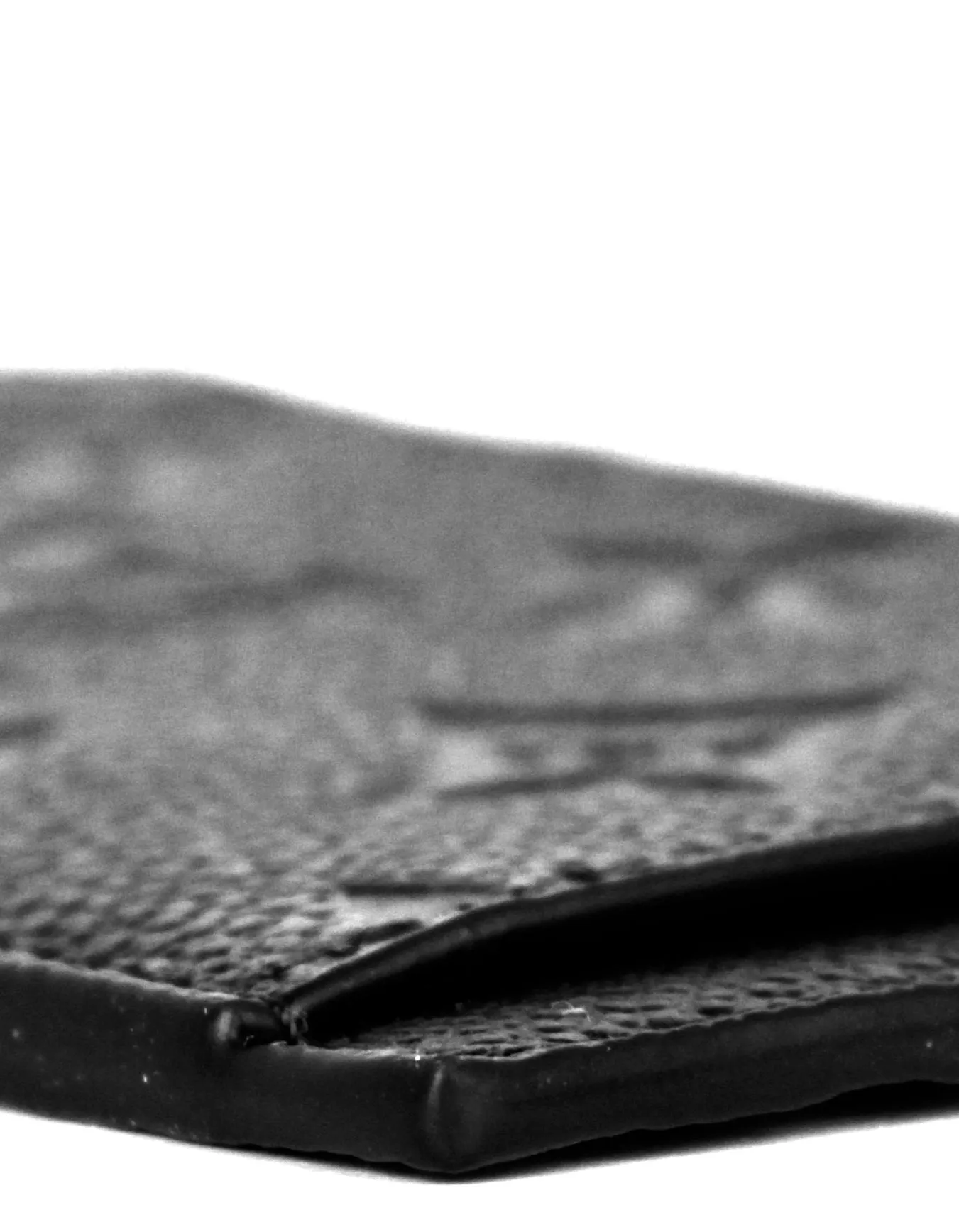 Louis Vuitton Black Monogram Empreinte Zipped Card Holder NM