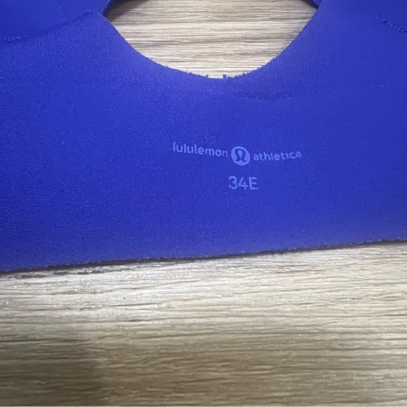 Lululemon Enlite Bra *Zip Front size 34E