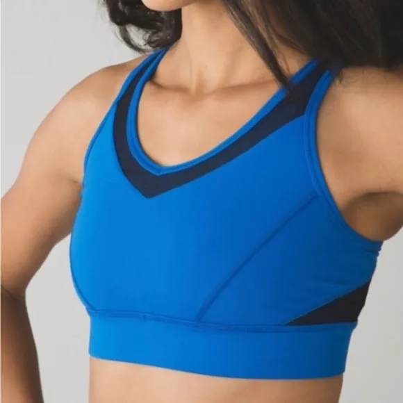 Lululemon strap it like it’s hot Bra