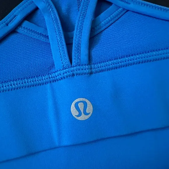Lululemon strap it like it’s hot Bra