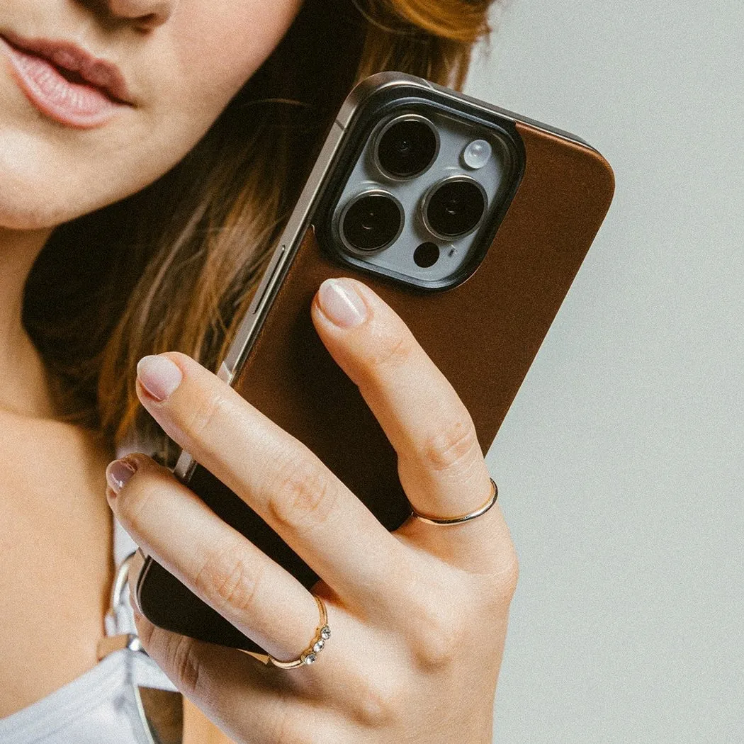 Magnetic Horween® Leather Back for iPhone 16 Series
