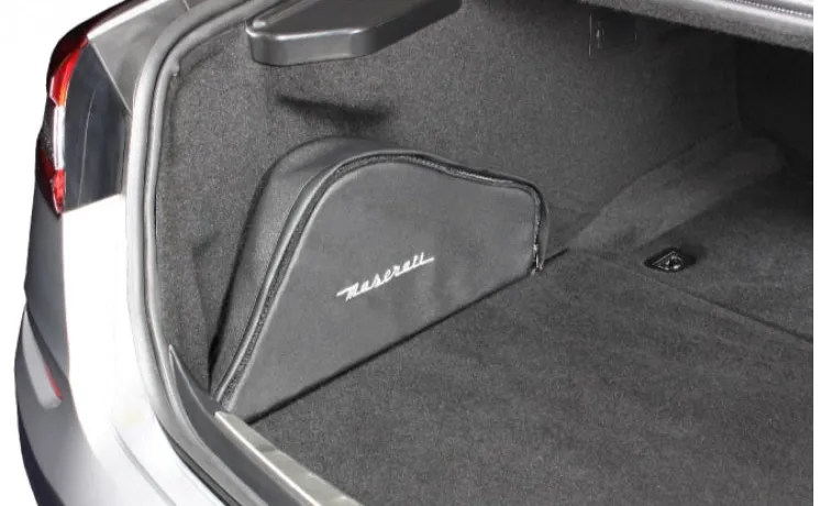 Maserati Quattroporte Roadside Emergency Kit