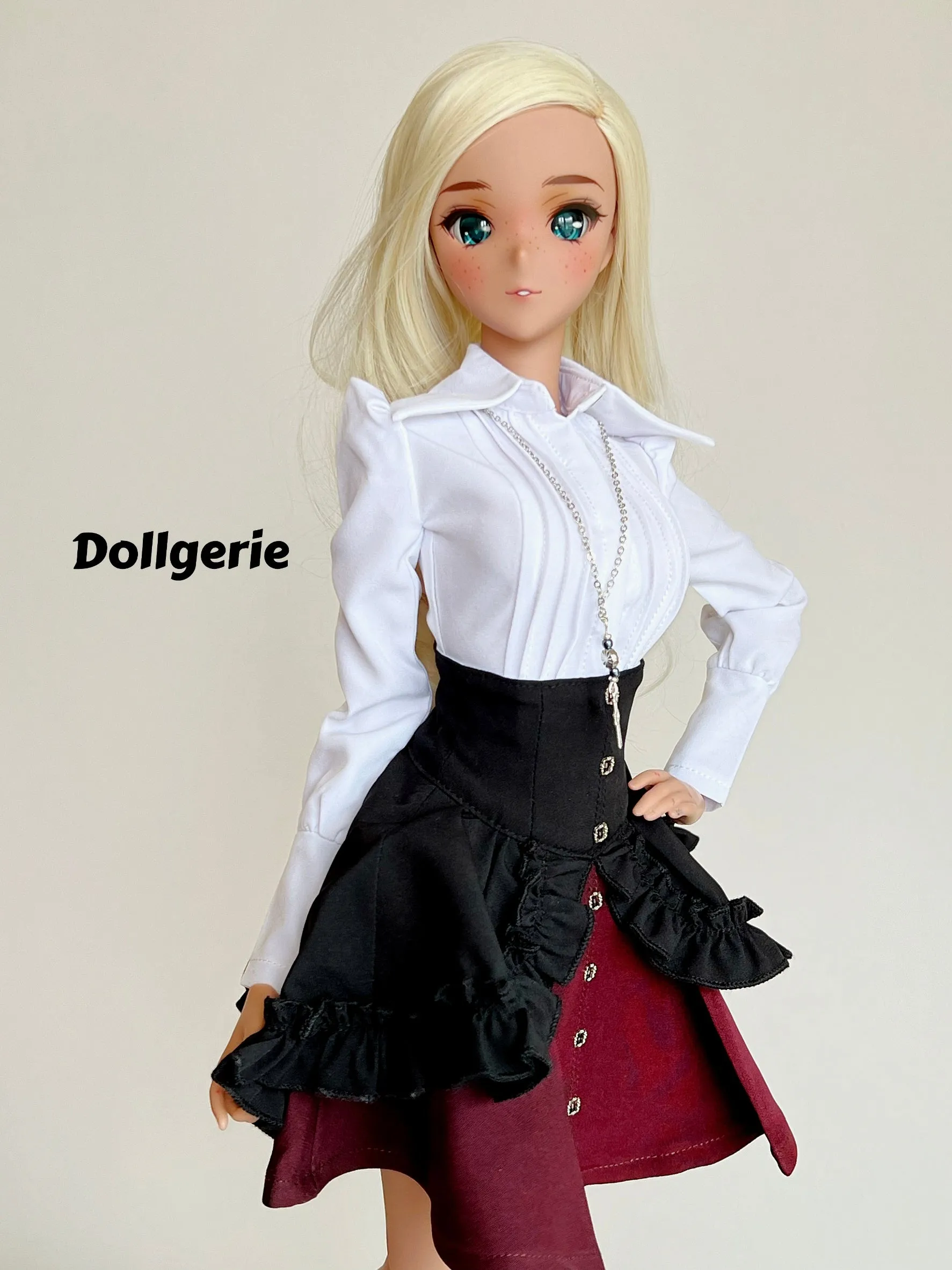 [New] Gothic Secretary Set for SmartDoll or DD