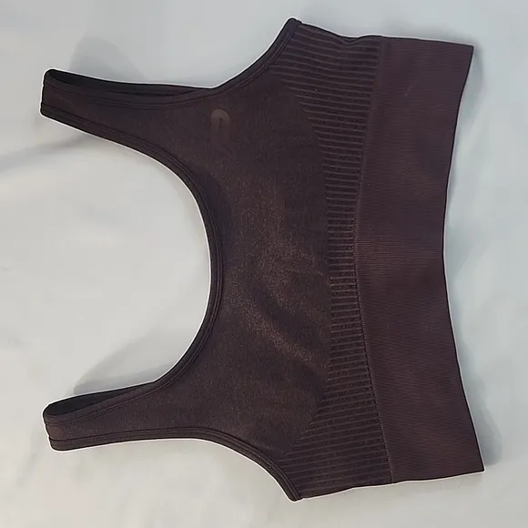NWOT Pursue Fitness Adapt Seamless Sports Bra and Matching Leggings Size Large