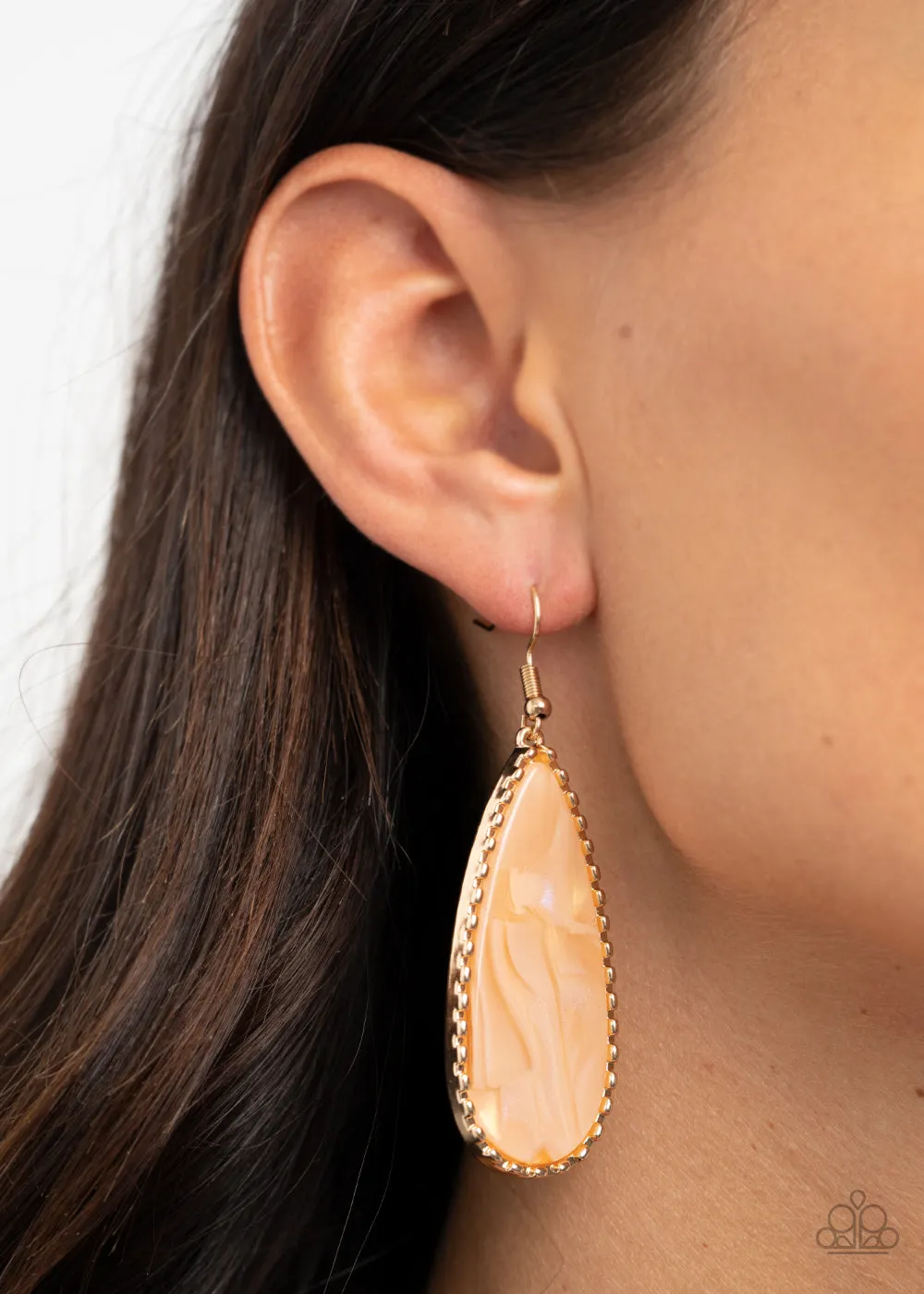 Paparazzi Ethereal Elloquence - Gold Earrings