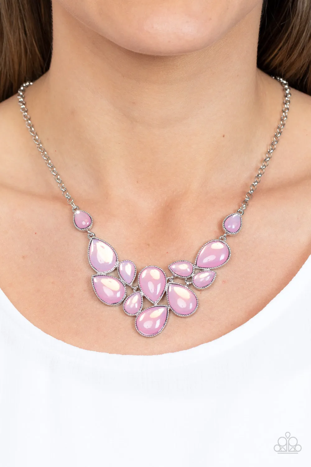 Paparazzi - Keeps GLOWING and GLOWING - Pink Necklace