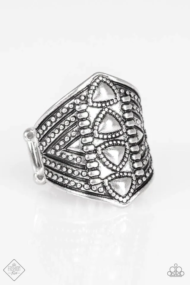 Paparazzi - Texture Tracker - Silver Ring