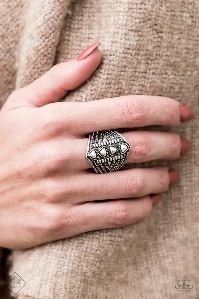 Paparazzi - Texture Tracker - Silver Ring