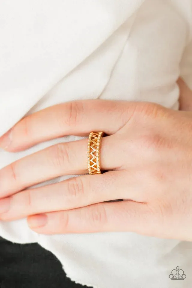 Paparazzi - Thunder and Lightning - Gold RIng