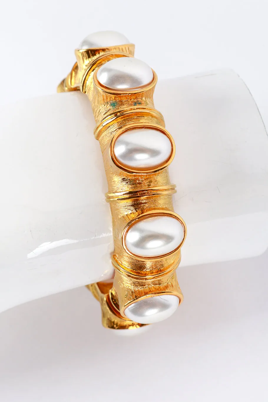 Pearl Cabochon Hinged Bangle