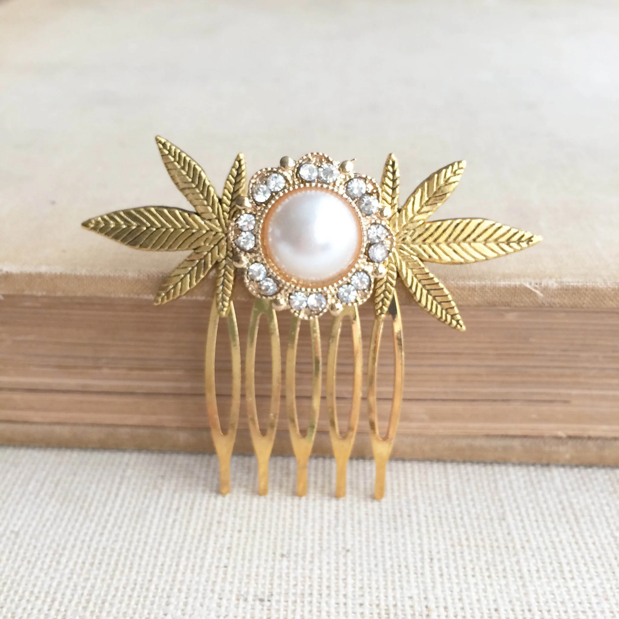 Pearl Cannabis Hair Comb Small - Gold
