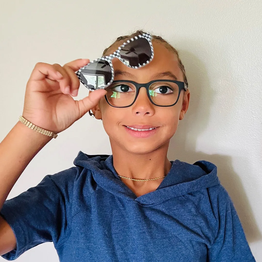 Pops Magnetic Snap-On Sunglasses | Youth Black