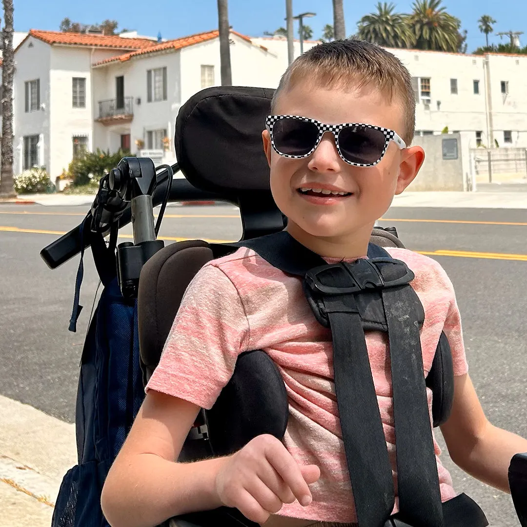 Pops Magnetic Snap-On Sunglasses | Youth Black