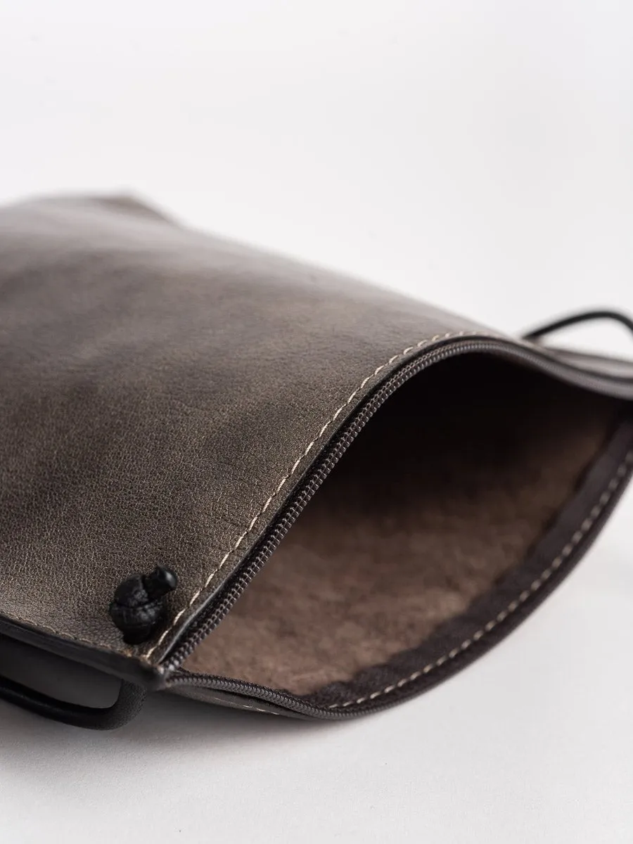 strappy pouch - pewter orme
