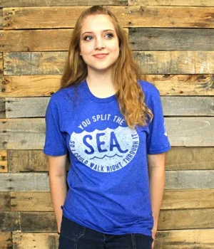 T-Shirt - Split the Sea
