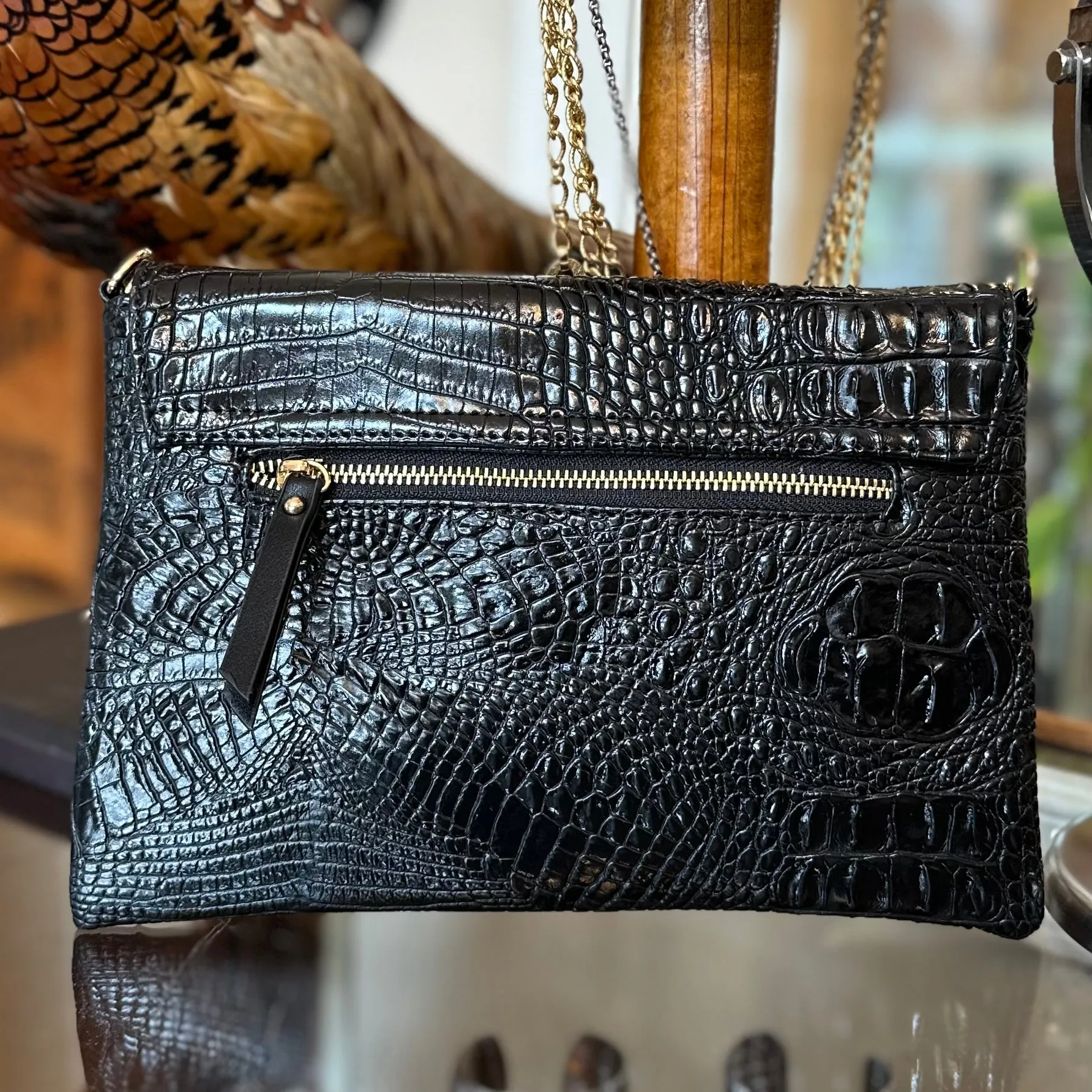 The PARK AVE Crossbody Bag in Black Croc