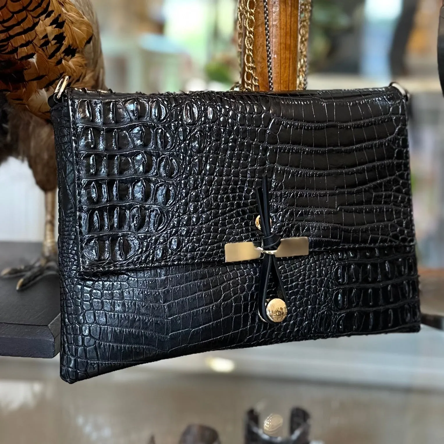 The PARK AVE Crossbody Bag in Black Croc