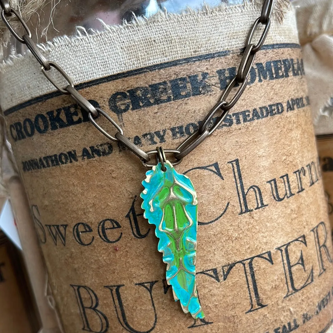 Vintage Brass Painted Leaf Magnetic Heart Clasp