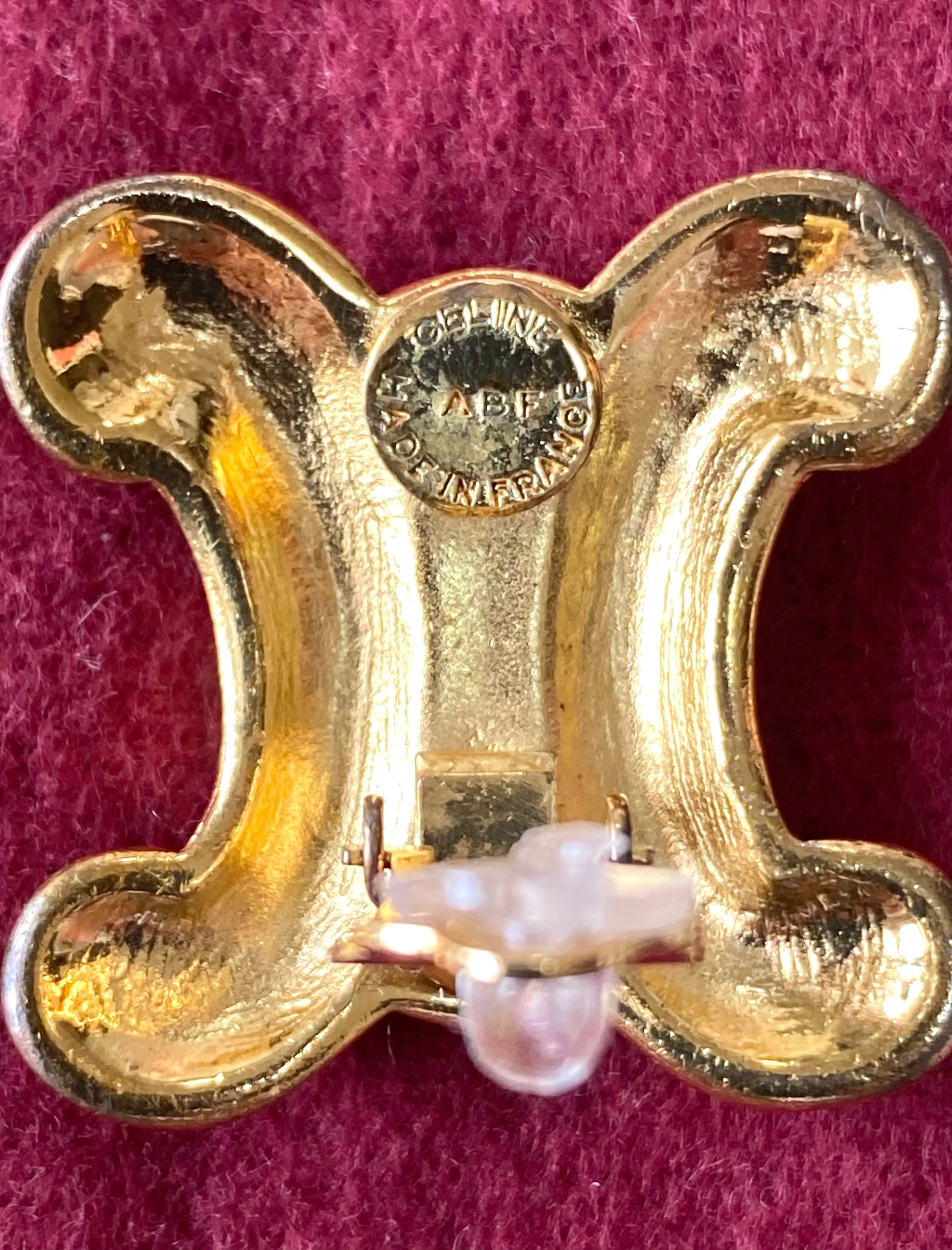 Vintage Celine golden and cristal earrings with extra large triomphe logo. Gorgeous Celine jewelry. 050719ac