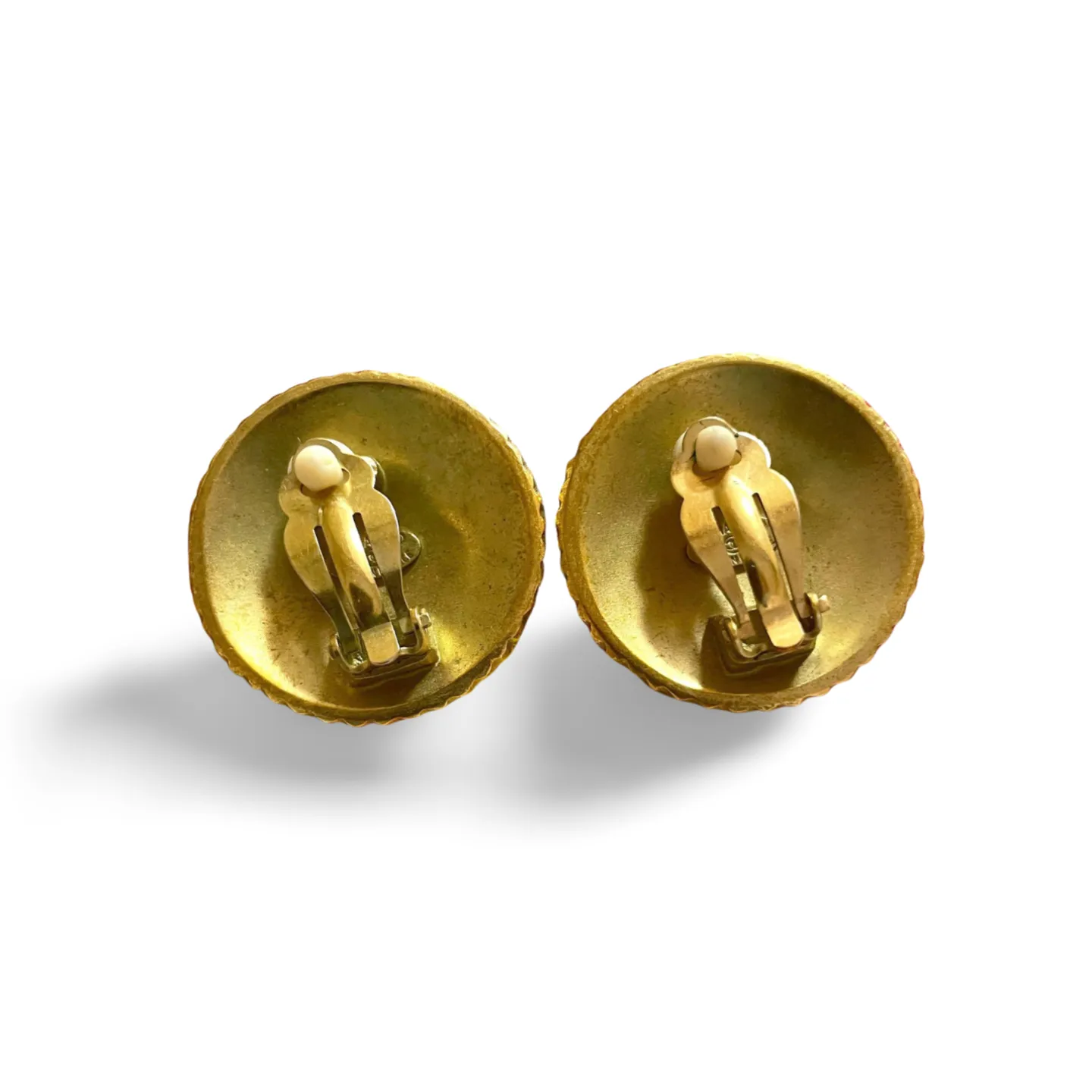 Vintage CHANEL golden round earrings with logo. Cookie biscuit design. Unique and fun jewelry. 050630ya1