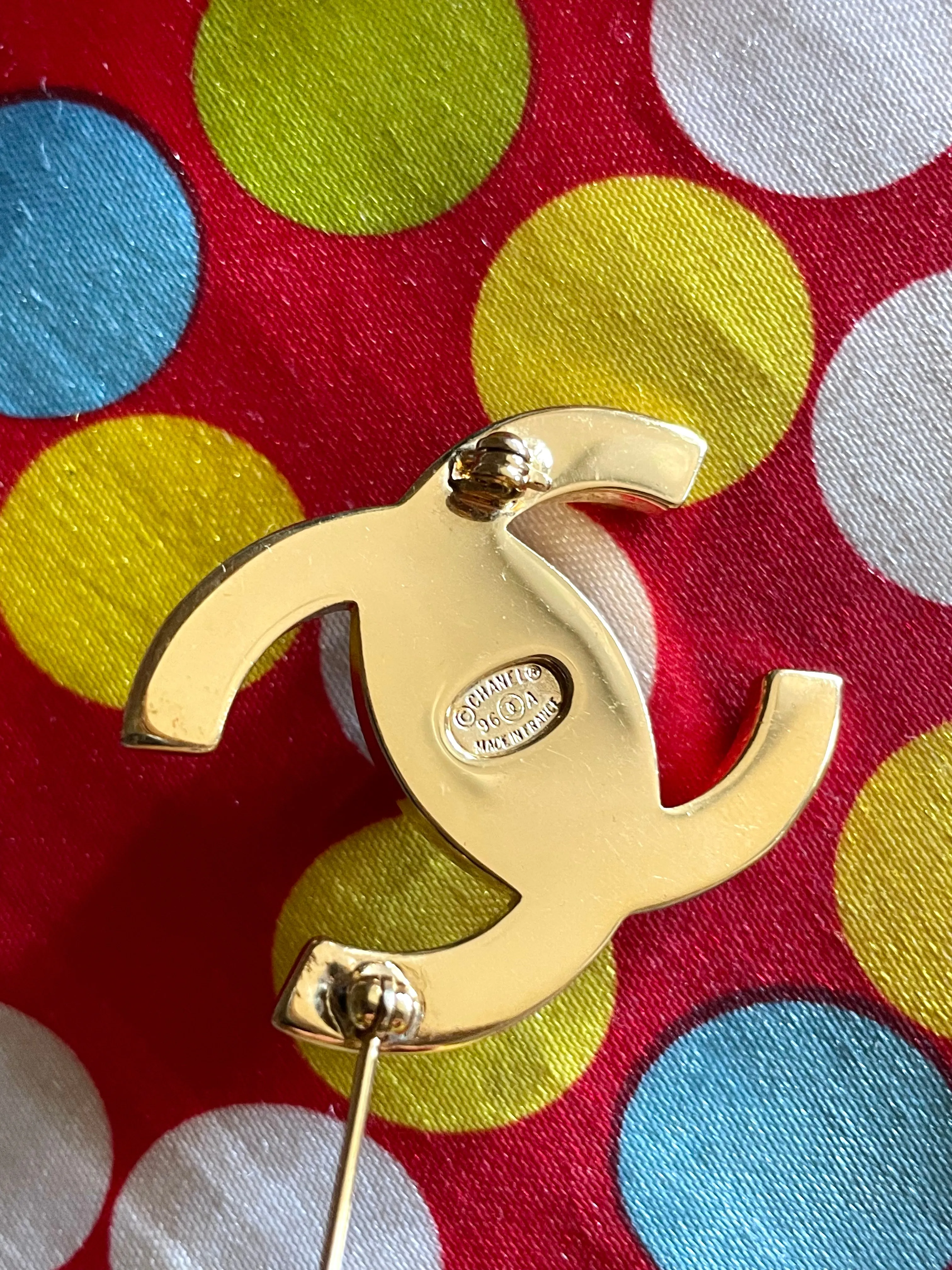 Vintage CHANEL golden turn lock CC pin brooch. Very classic and popular jewelry. Coco mark brooch. CC brooch. 050730ra