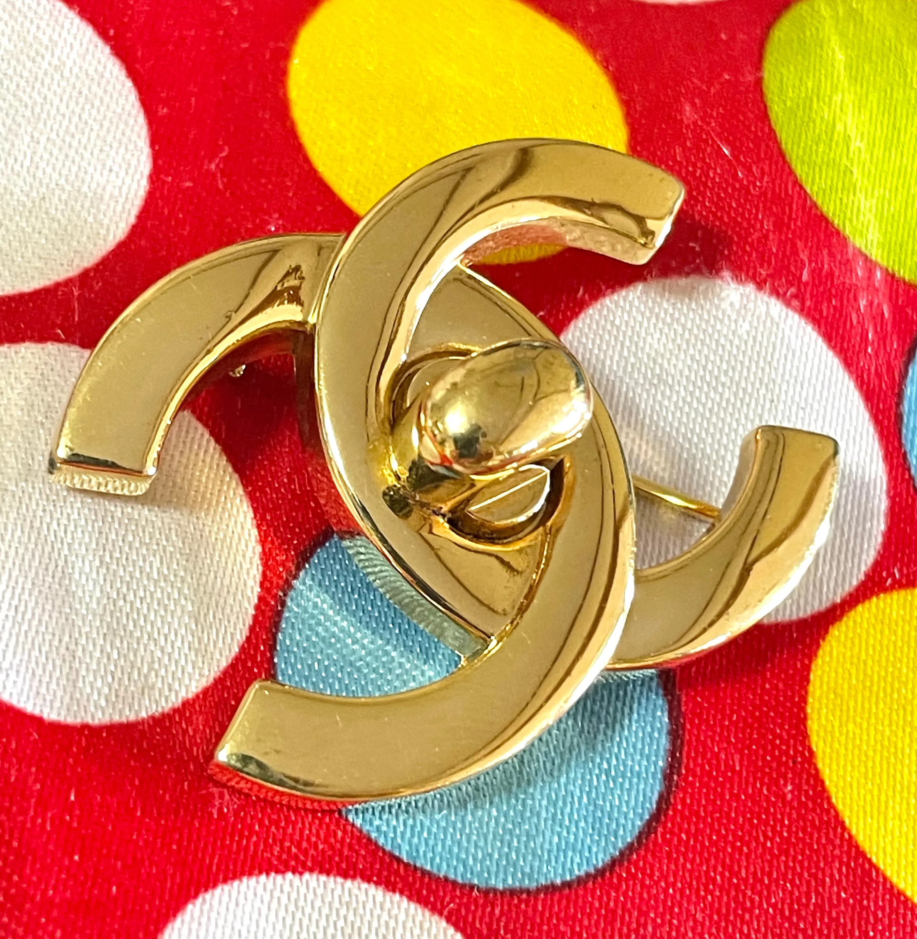 Vintage CHANEL golden turn lock CC pin brooch. Very classic and popular jewelry. Coco mark brooch. CC brooch. 050730ra