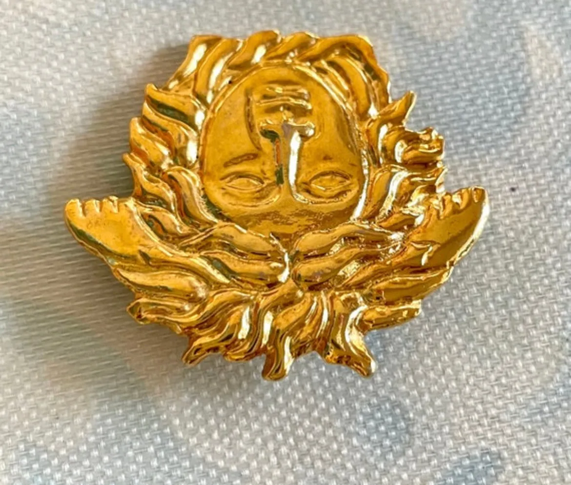 Vintage Gianni Versace gold medusa head face brooch. Can be hat, jacket pin. Great gift idea. 0410032
